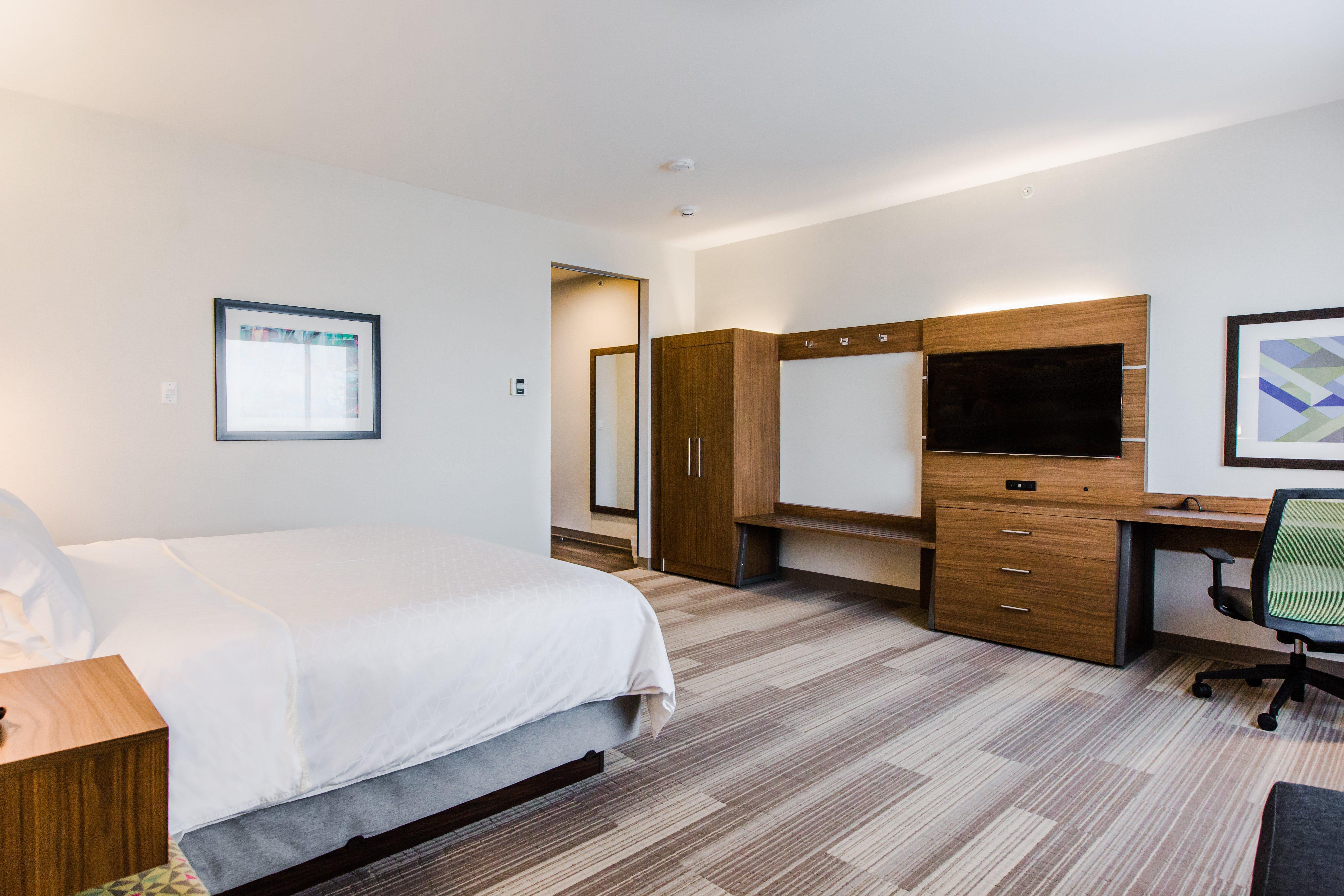 Holiday Inn Express & Suites - West Edmonton-Mall Area By Ihg Экстерьер фото