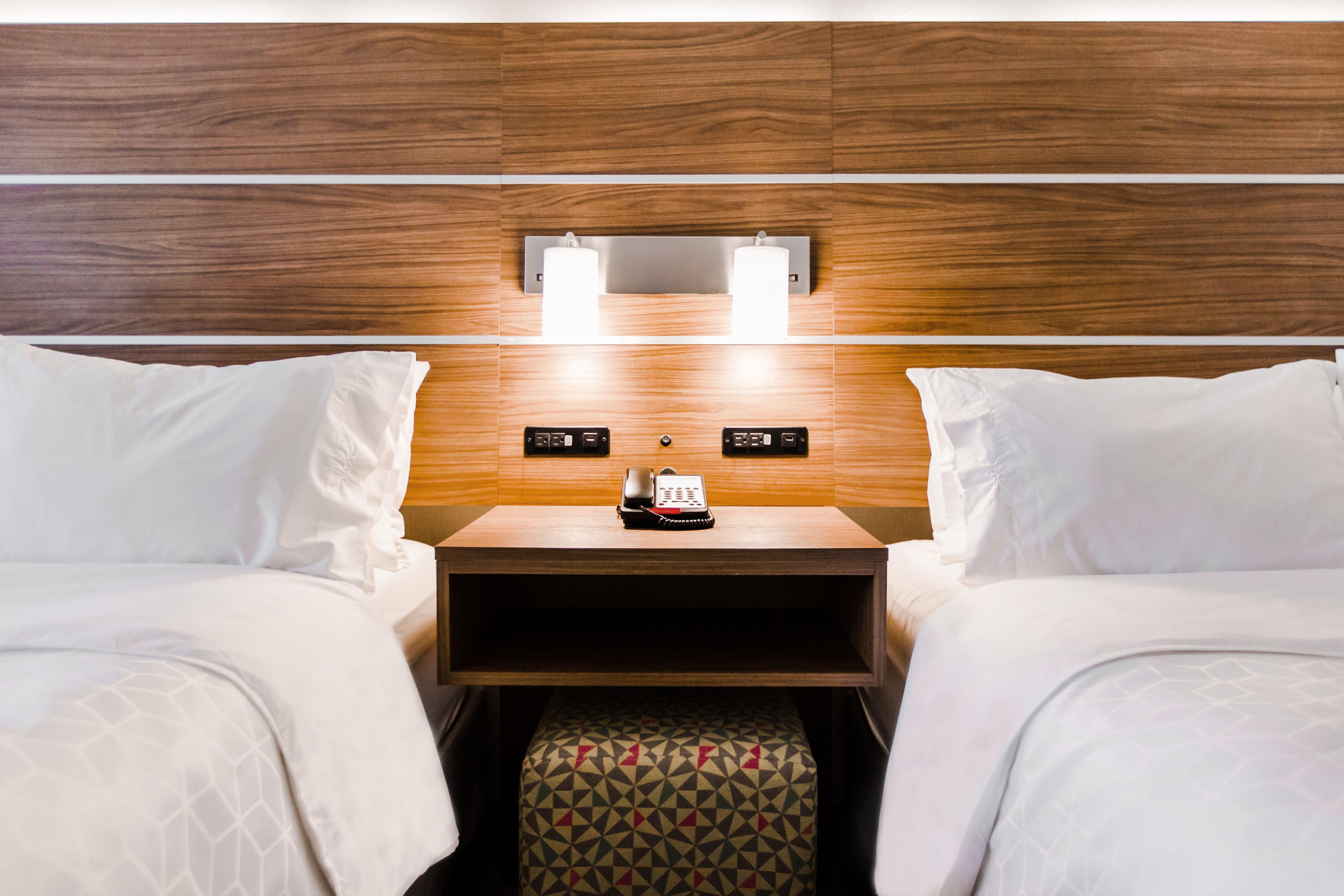 Holiday Inn Express & Suites - West Edmonton-Mall Area By Ihg Экстерьер фото
