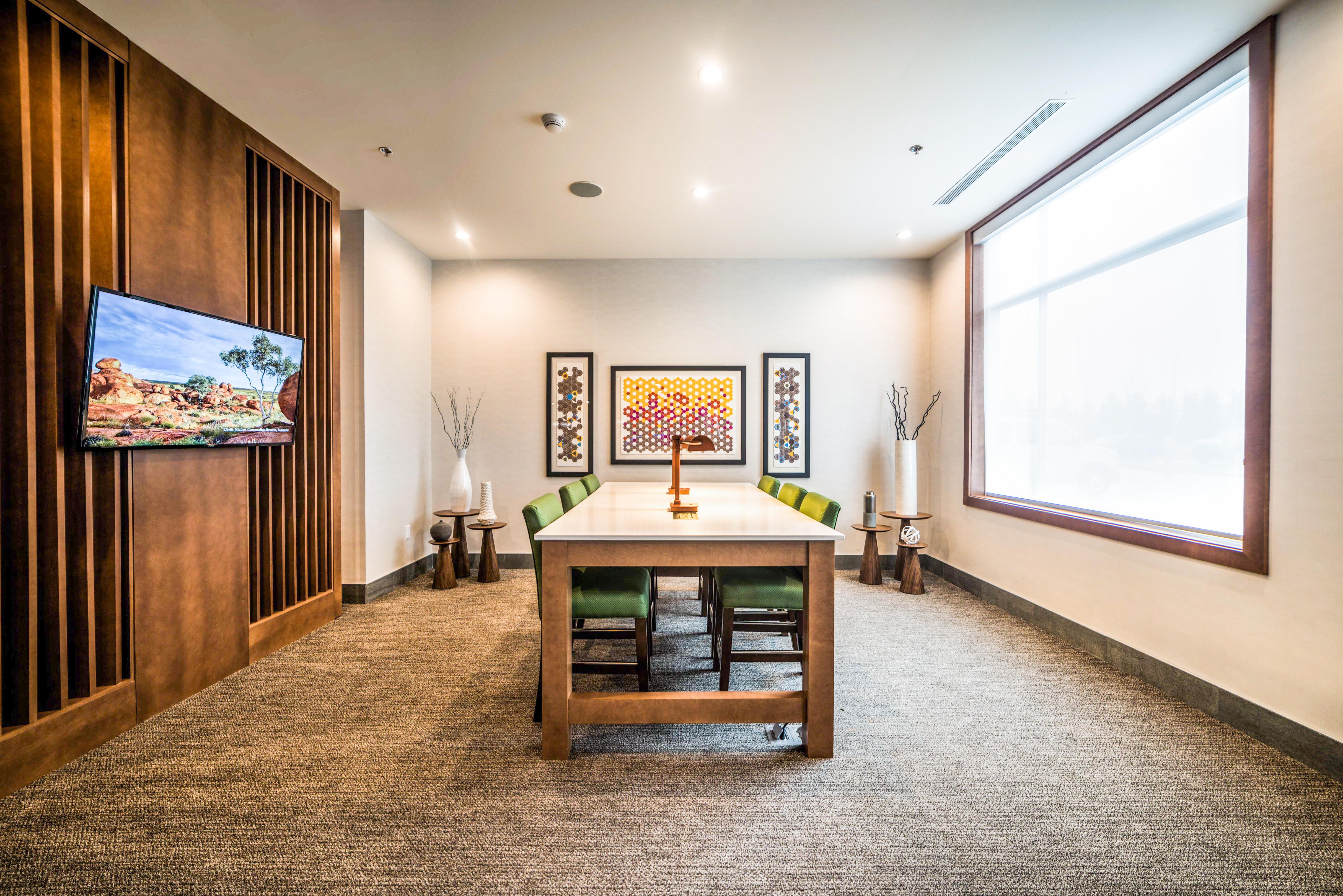 Holiday Inn Express & Suites - West Edmonton-Mall Area By Ihg Экстерьер фото